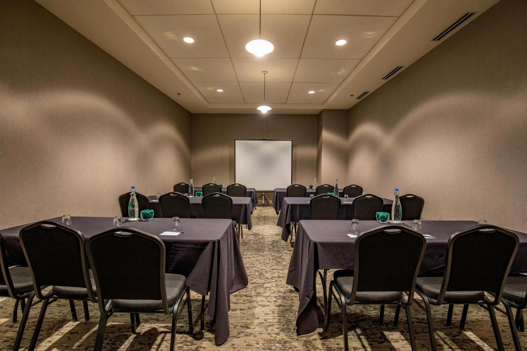 Residence Inn By Marriott Chicago Downtown/River North מראה חיצוני תמונה