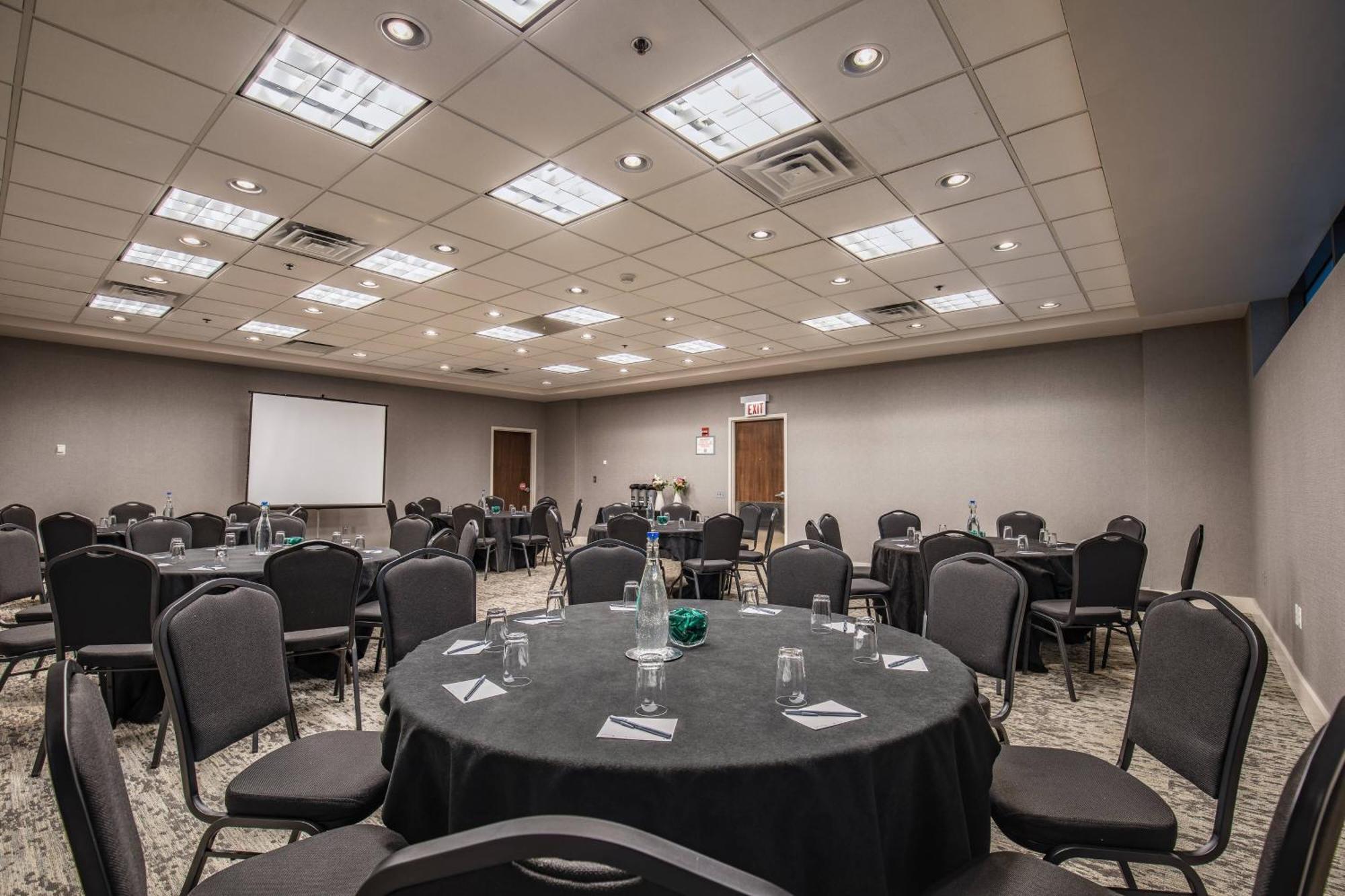 Residence Inn By Marriott Chicago Downtown/River North מראה חיצוני תמונה