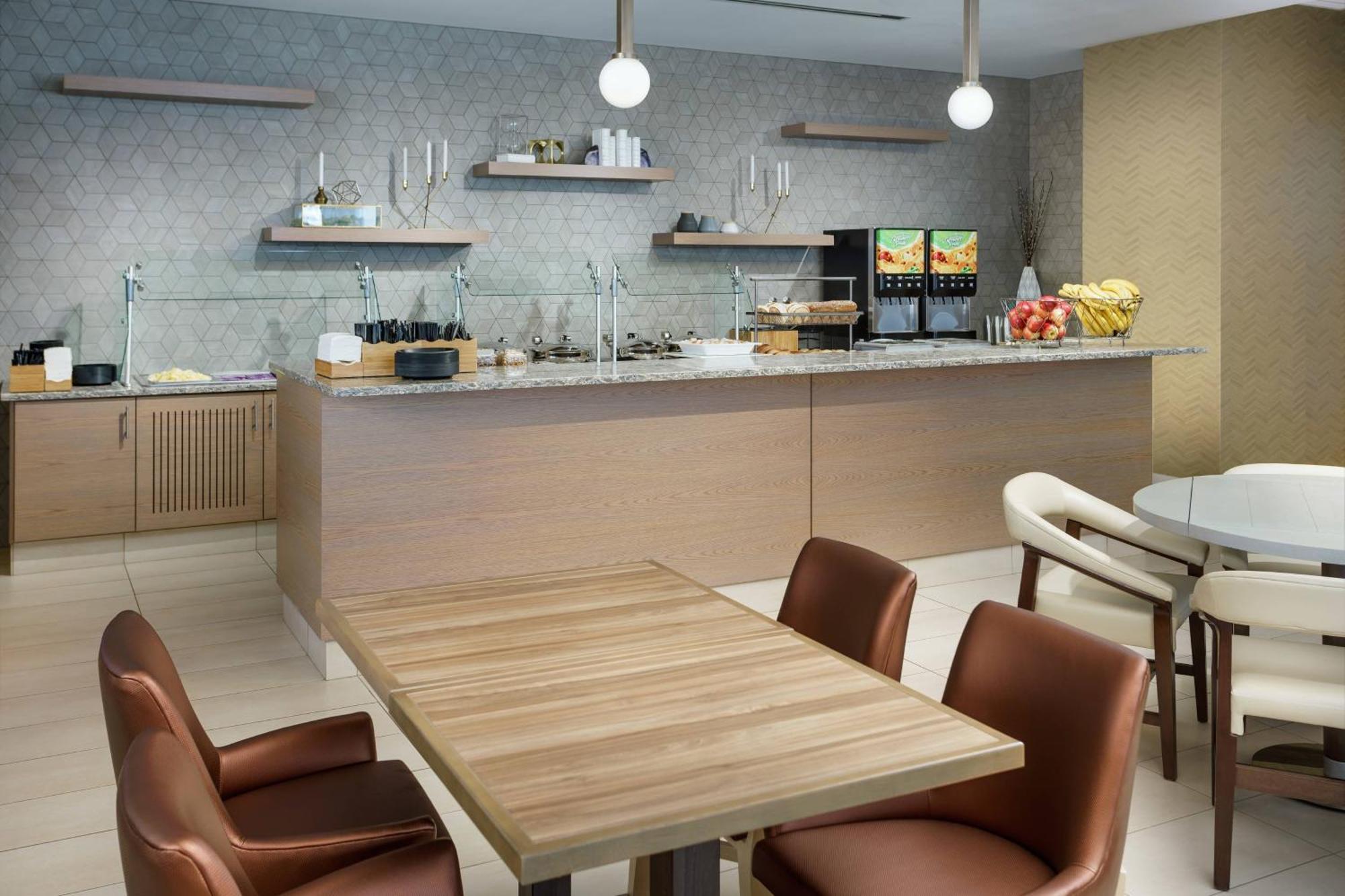 Residence Inn By Marriott Chicago Downtown/River North מראה חיצוני תמונה